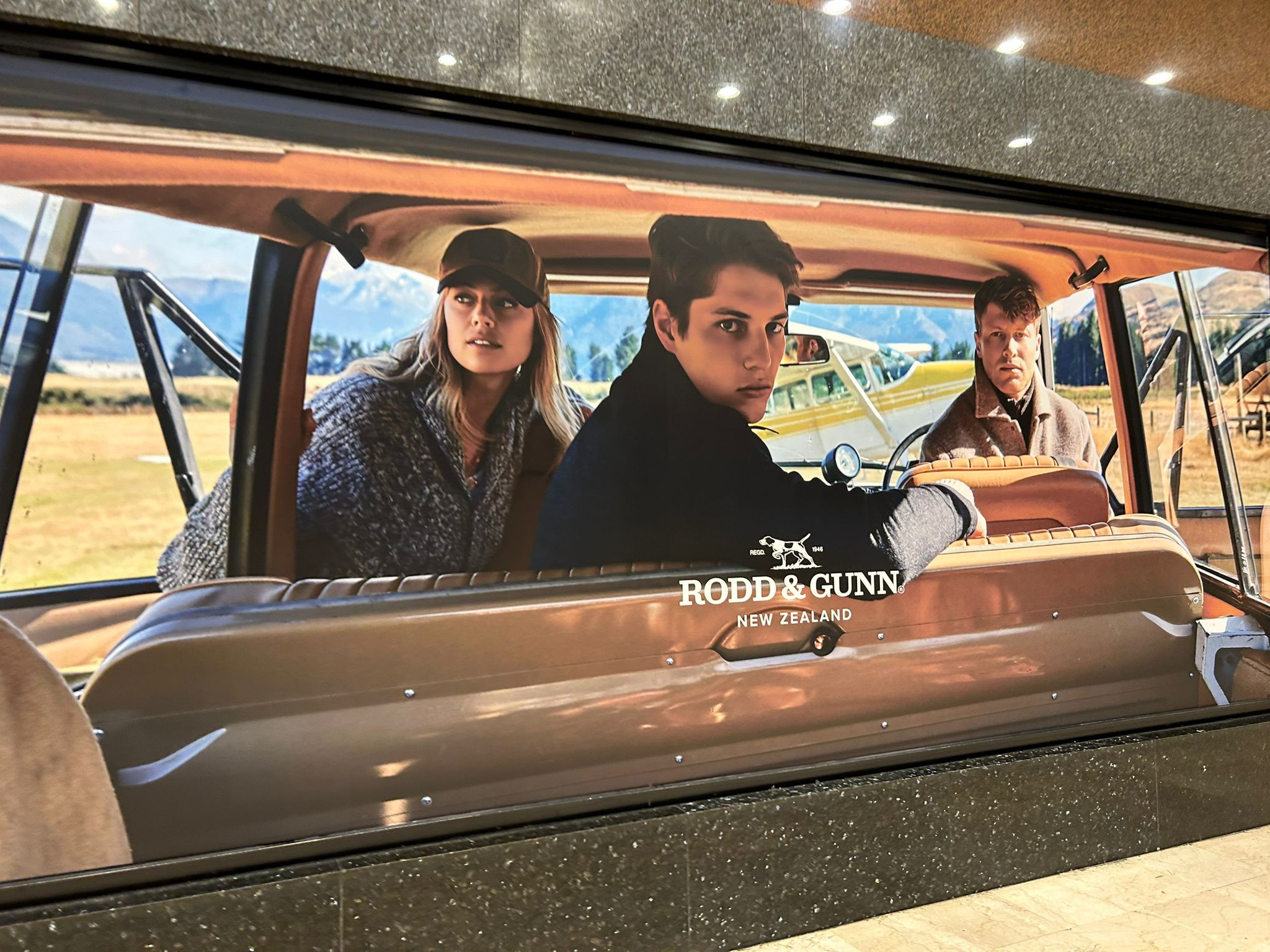 Rodd And Gunn Galeries Lafayette 12