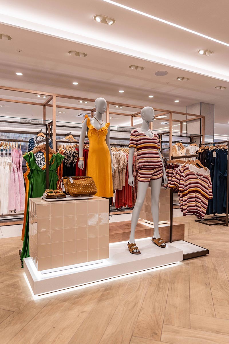 NEXT clothing display