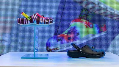 O12 Crocs Footlocker Marble Arch 2105 21 57