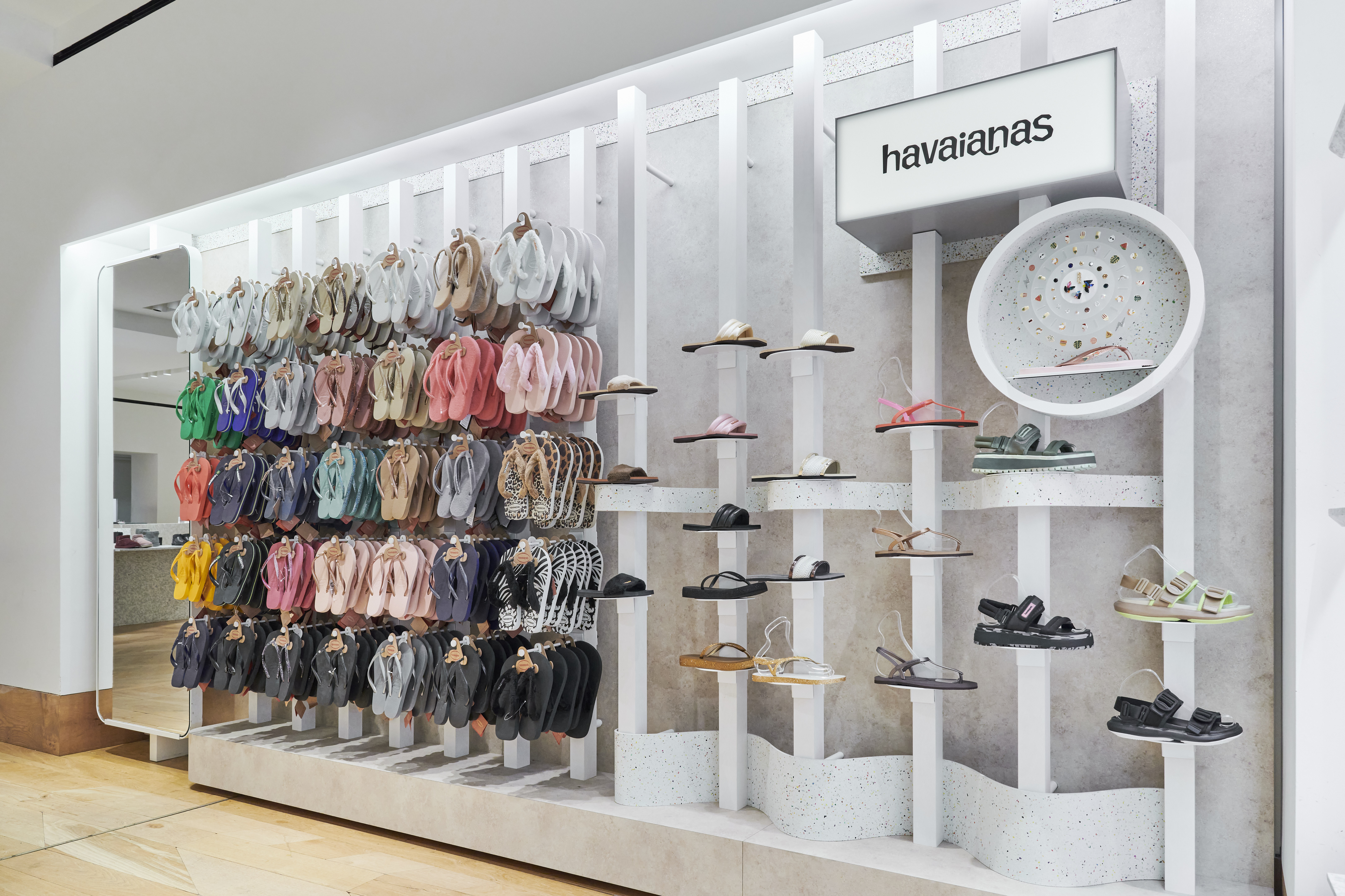 O12 Havianas Selfridges 0162